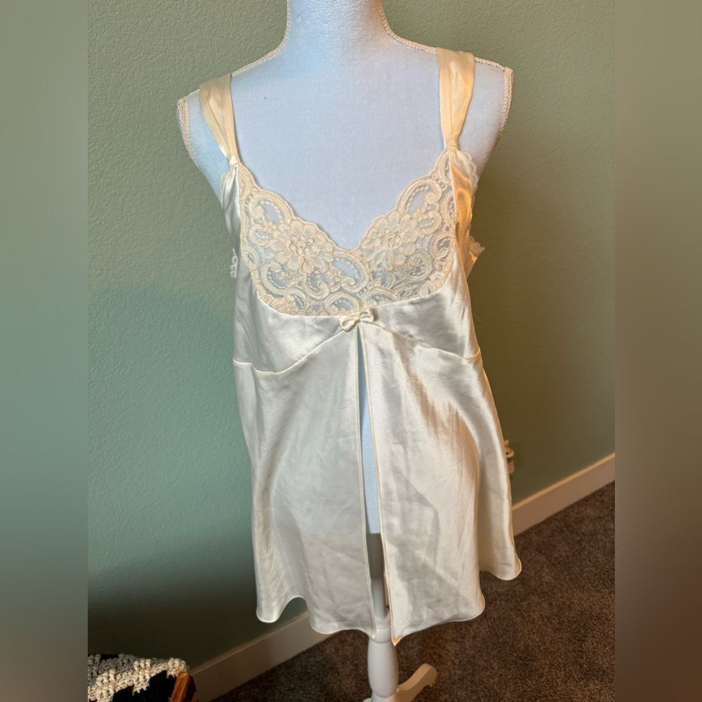 Vintage Halston cream chemise slip baby doll nightwear lace open front XL